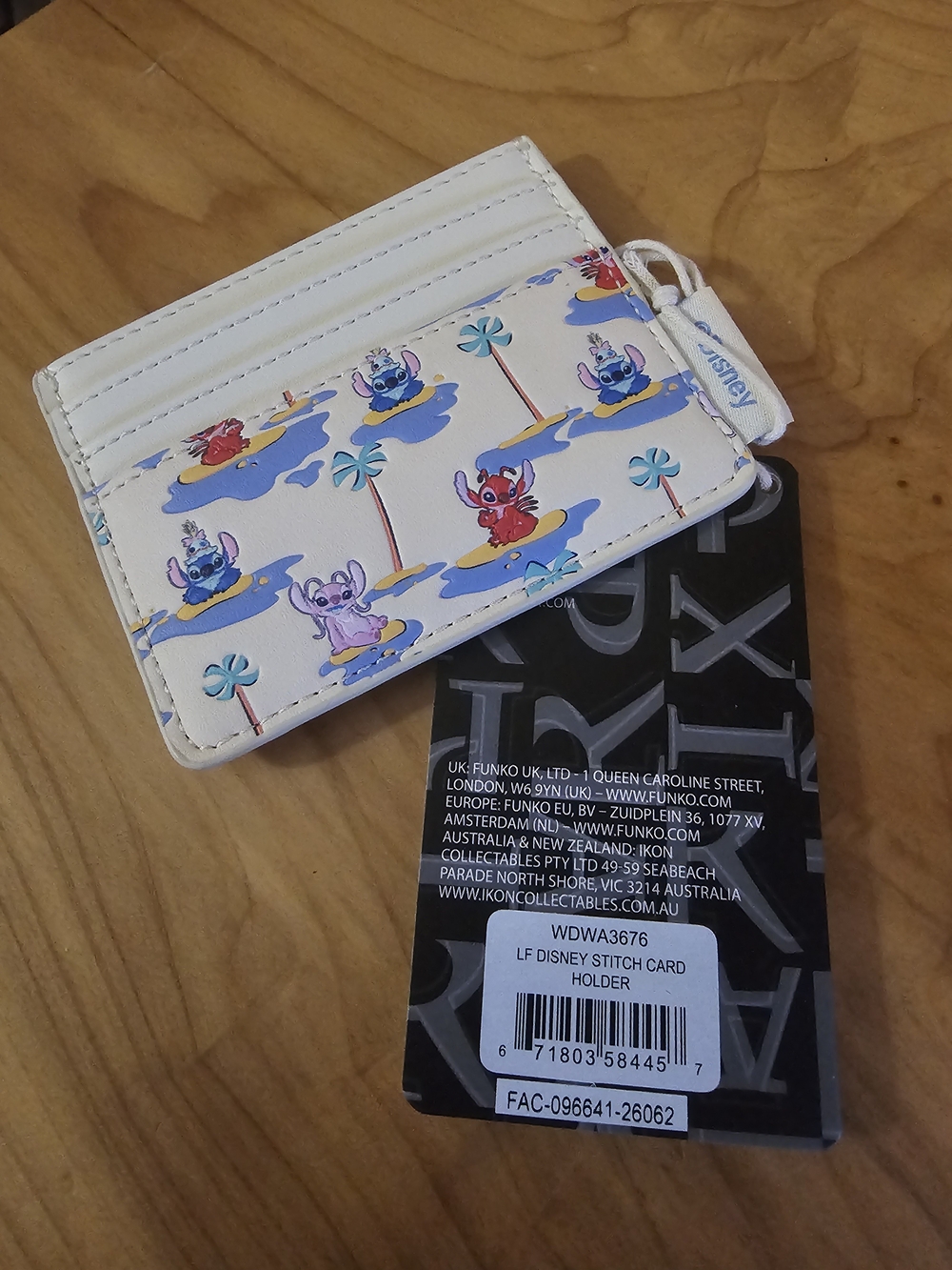 Disney Loungefly Stitch & Angel Card Holder - White Tropical Print - Picture 5 of 5